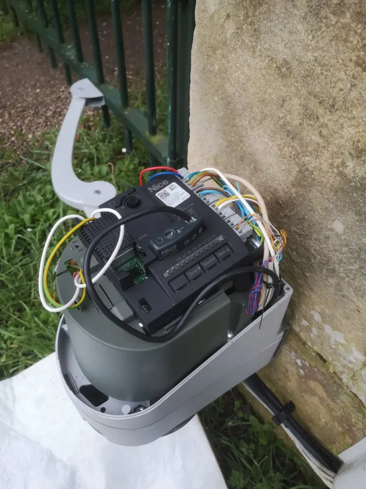 Motorisation de portail battant près d'Etretat