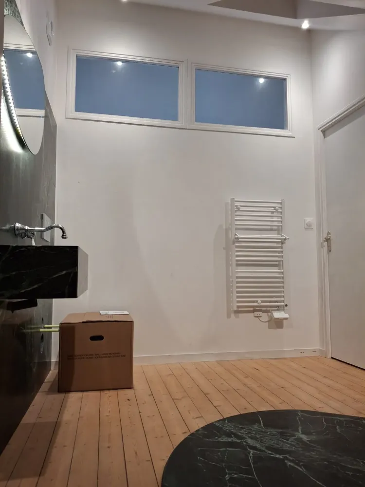 Installation plafonnier près d'Etretat